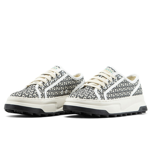 Gucci GG Canvas Sneakers Ivory Black 746766 FAC1Y 8445